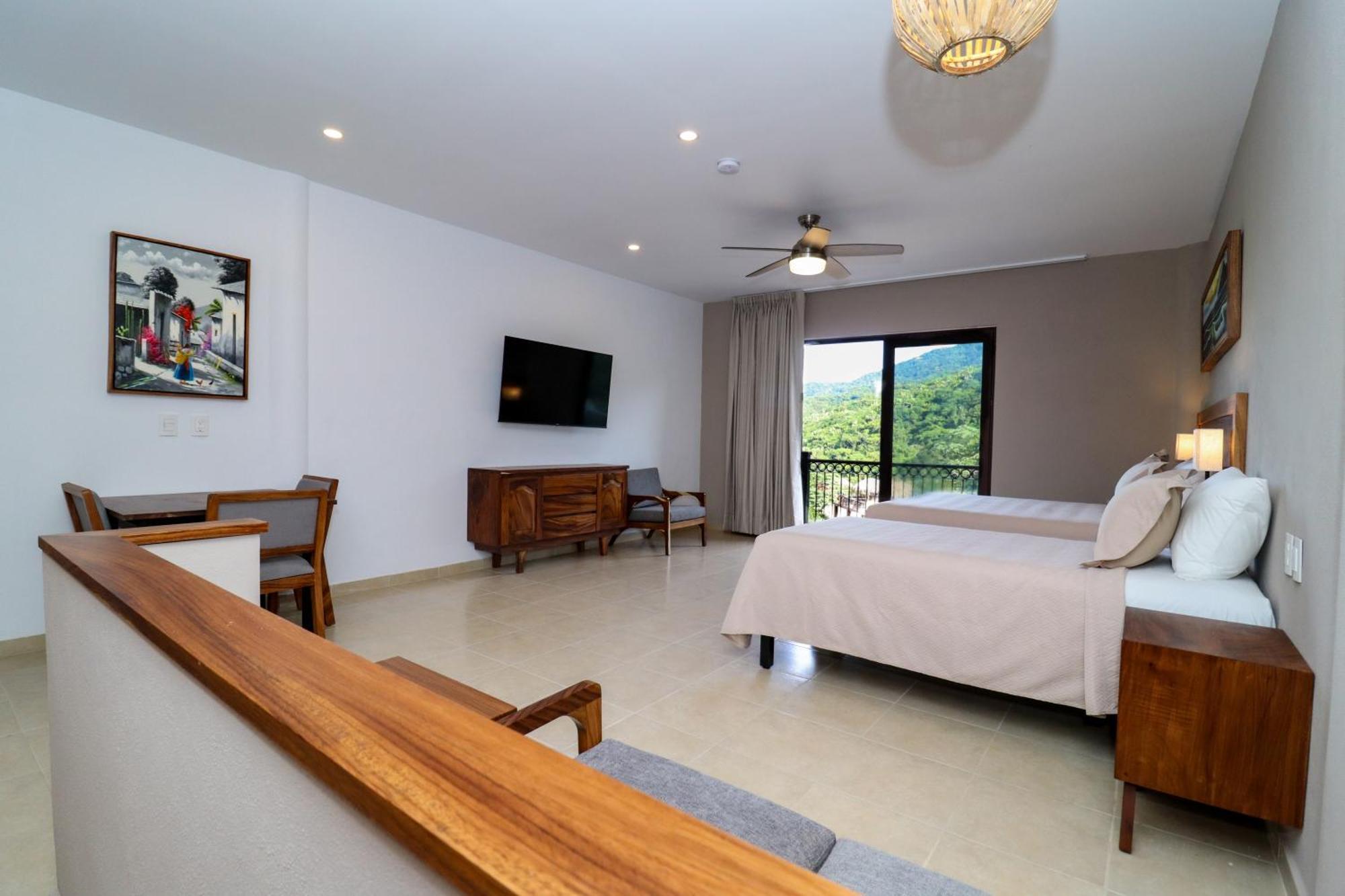River Park Hotel Пуэрто-Вальярта Экстерьер фото