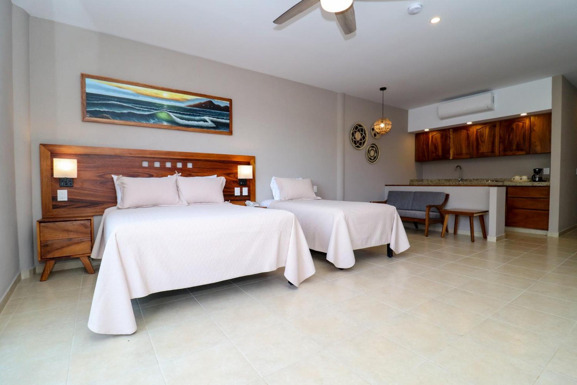 River Park Hotel Пуэрто-Вальярта Экстерьер фото